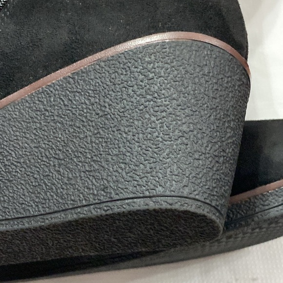 NWT AEROSOLES WO SIZE 10(left shoe) 11(right shoe) Black Knee-High Women's Boots - Picture 10 of 14